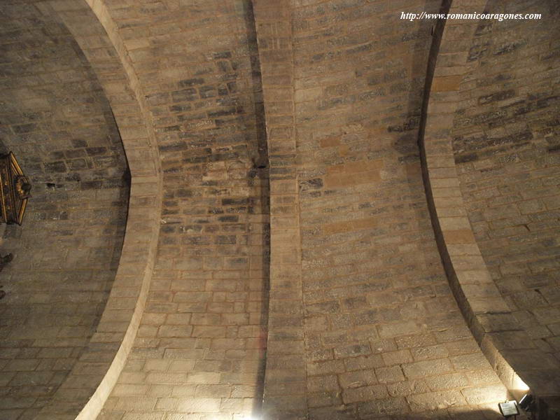 BVEDA SIMTRICA DEL TEMPLO